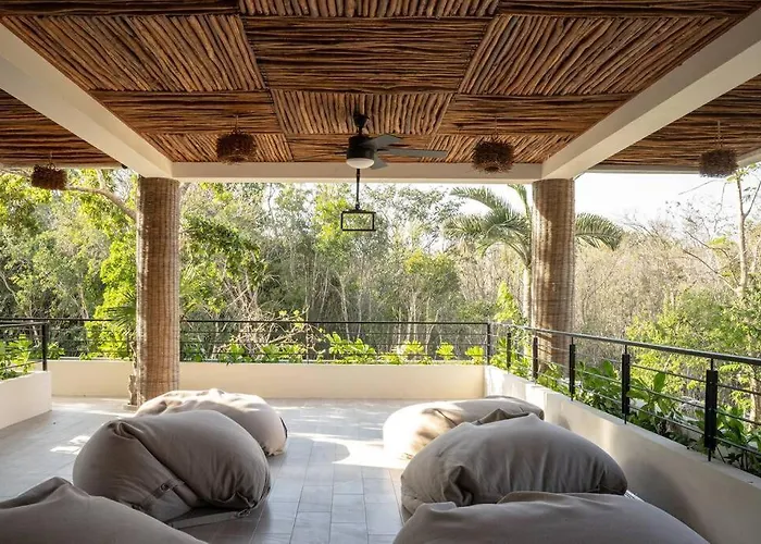 New 1 Bed - - Private Terrace Apartment