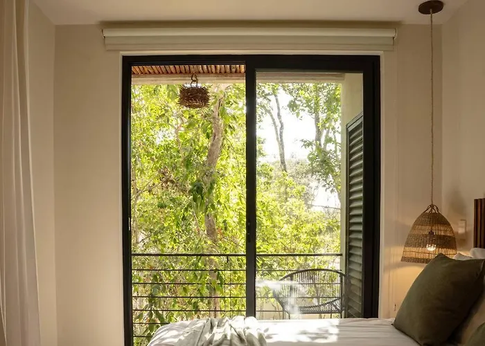 New 1 Bed - - Private Terrace *