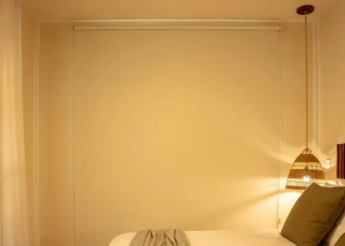 New 1 Bed - - Private Terrace Apartment *