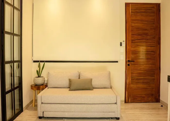 New 1 Bed - - Private Terrace Apartment